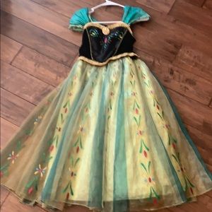 Disney’s Frozen Ana dress 7/8